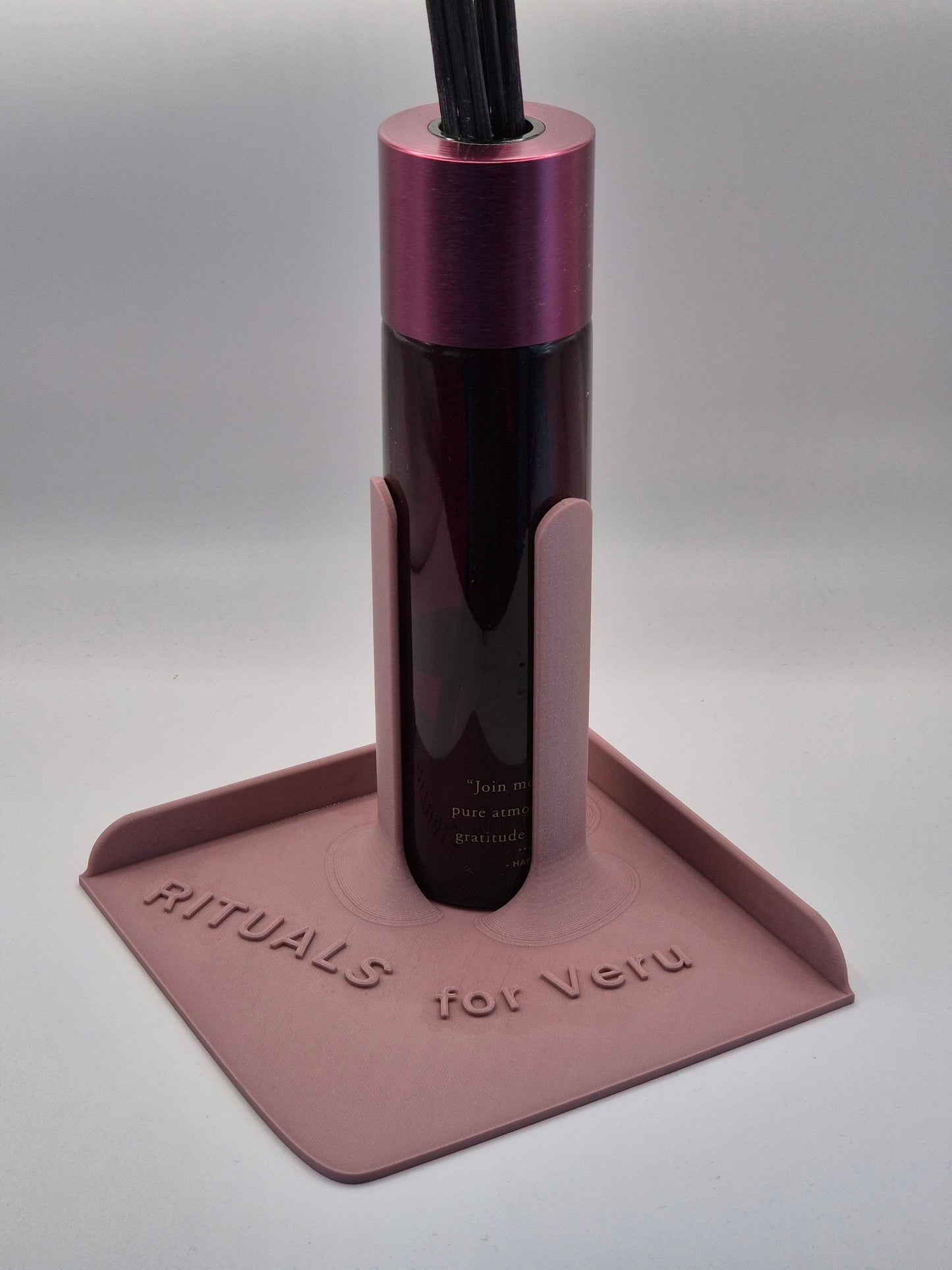 Stojan na vůně RITUALS - s možností osobního textu